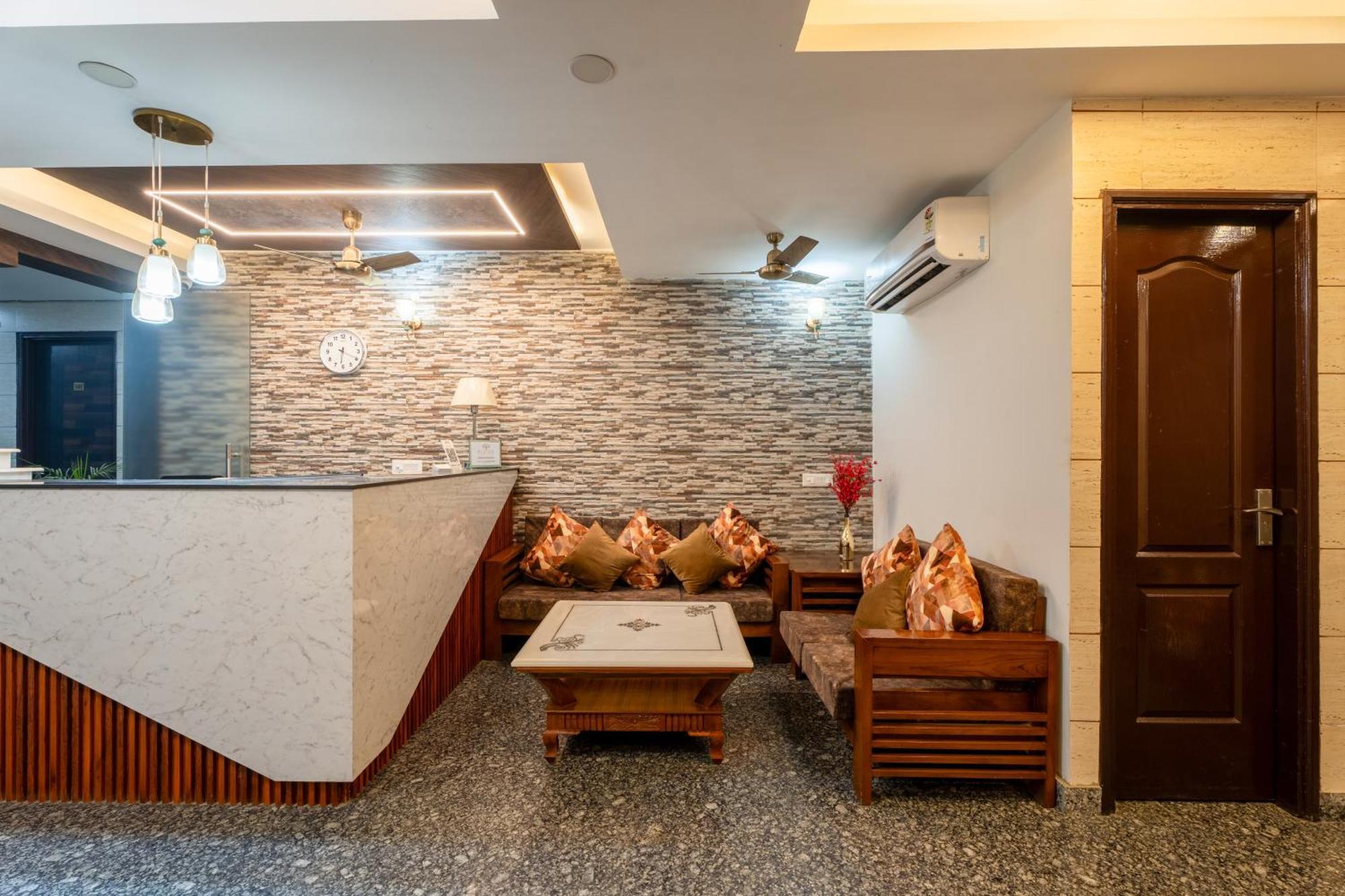 Plum Tree Hotels Gurgaon Exterior foto